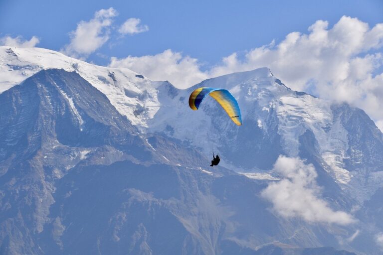 mountain, paragliding, free flight-7863224.jpg